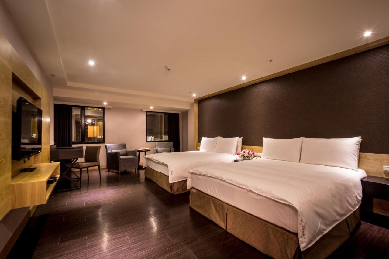 Jai Chateau Hotels & Hostels Тайнань Экстерьер фото